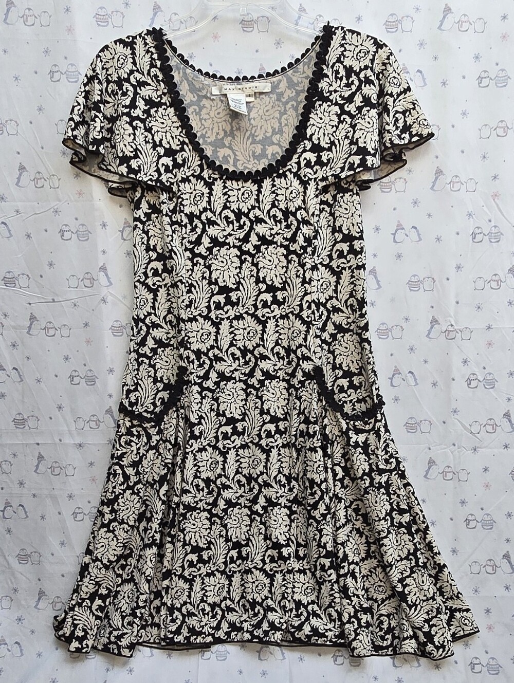 Max Studio Black and Cream Scrolled Fit-and-Flare Dress Front Pockets. S